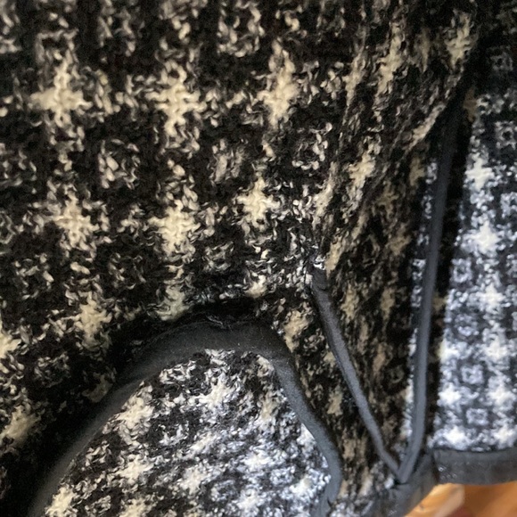 Jacket 🖤 - Picture 5 of 5